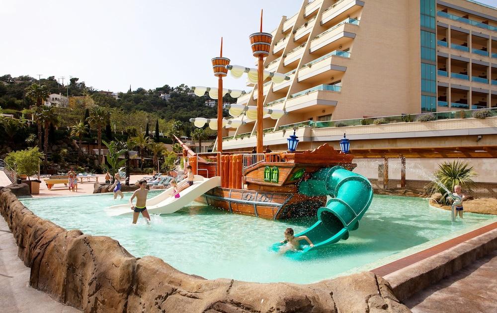 Golden Bahia De Tossa & 4* Sup. Tossa de Mar